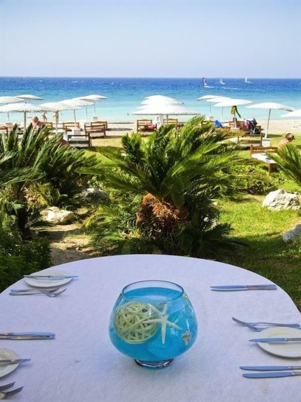 Forum Beach Lalyssos Eksteriør bilde